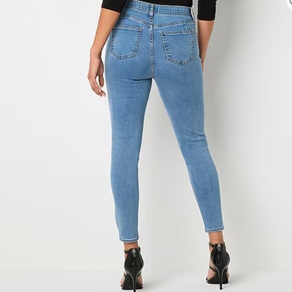 New Curvy Skinny Bold elements Jeans Size 4 - Picture 2 of 9